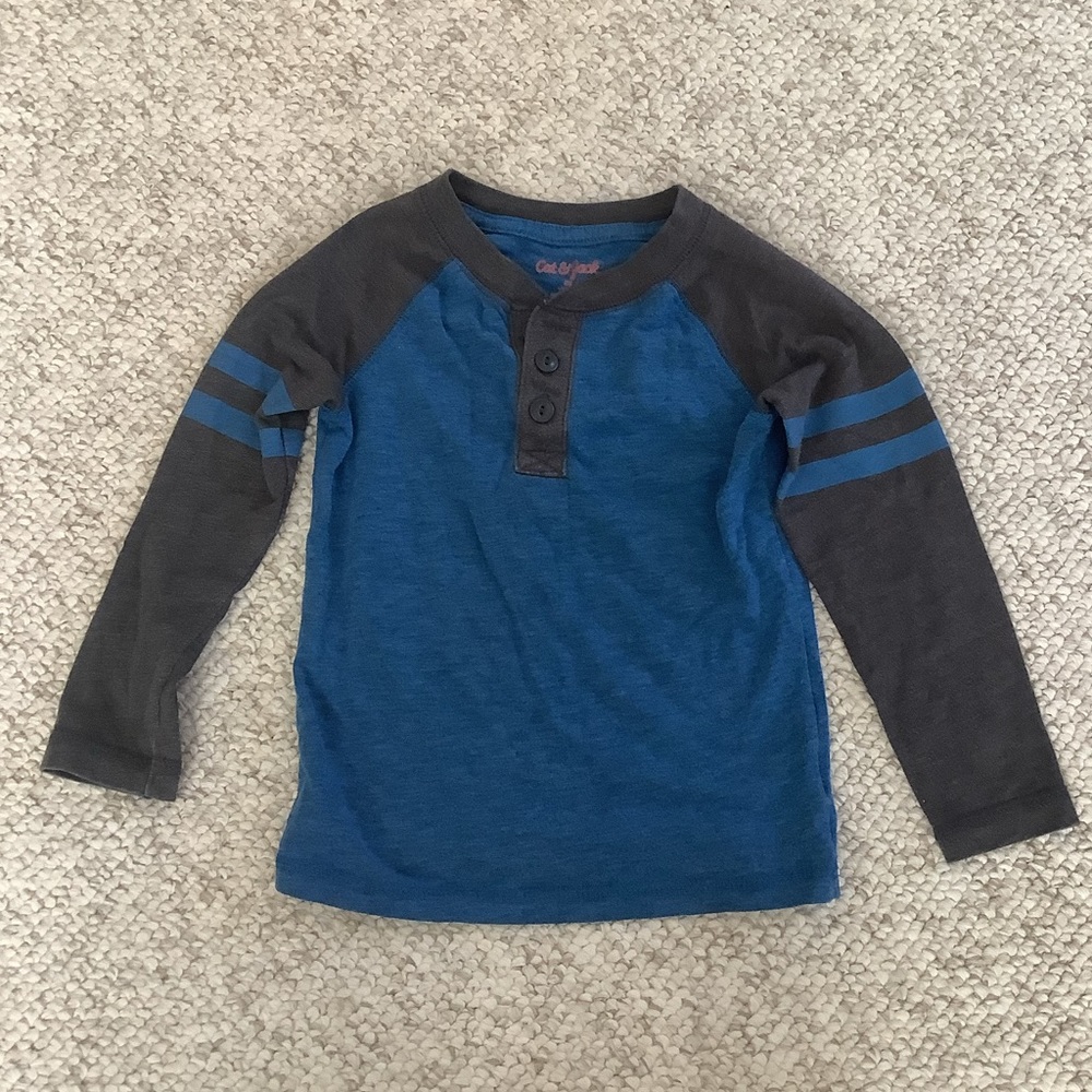 Cat and Jack Blue Gray Henley Long Sleeve 3T
